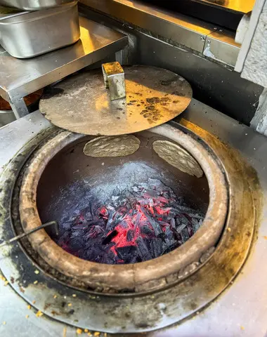 Table Reservation - 11/11